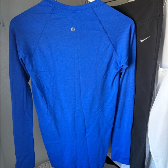 Lululemon Swift Tech Longsleeve Top, Size 6 - Picture 2 of 2